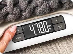 Wiggle-Proof Digital Pet Scale for Cats — A Better Weighing Routine