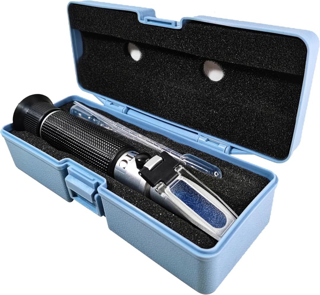 Salinity Refractometer for Seawater and Marine Fishkeeping Aquarium 0-100 PPT with Automatic Temperature