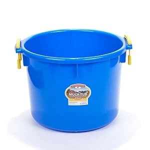 Plastic Hook Over Feeder | Mountable Livestock and Pet Feed Bucket | Horse Feed Bucket | Made in USA | 15 Quarts — Plastic Buckets