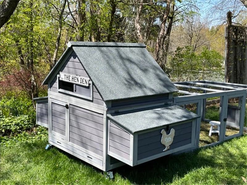Large Chicken Coop on Wheels Mobile Wooden Hen House Weatherproof Duck Poultry Cage 67.3" L for 6-8 Chickens — Voice Of Customer