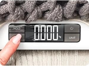 Wiggle-Proof Digital Pet Scale for Cats — A Better Weighing Routine